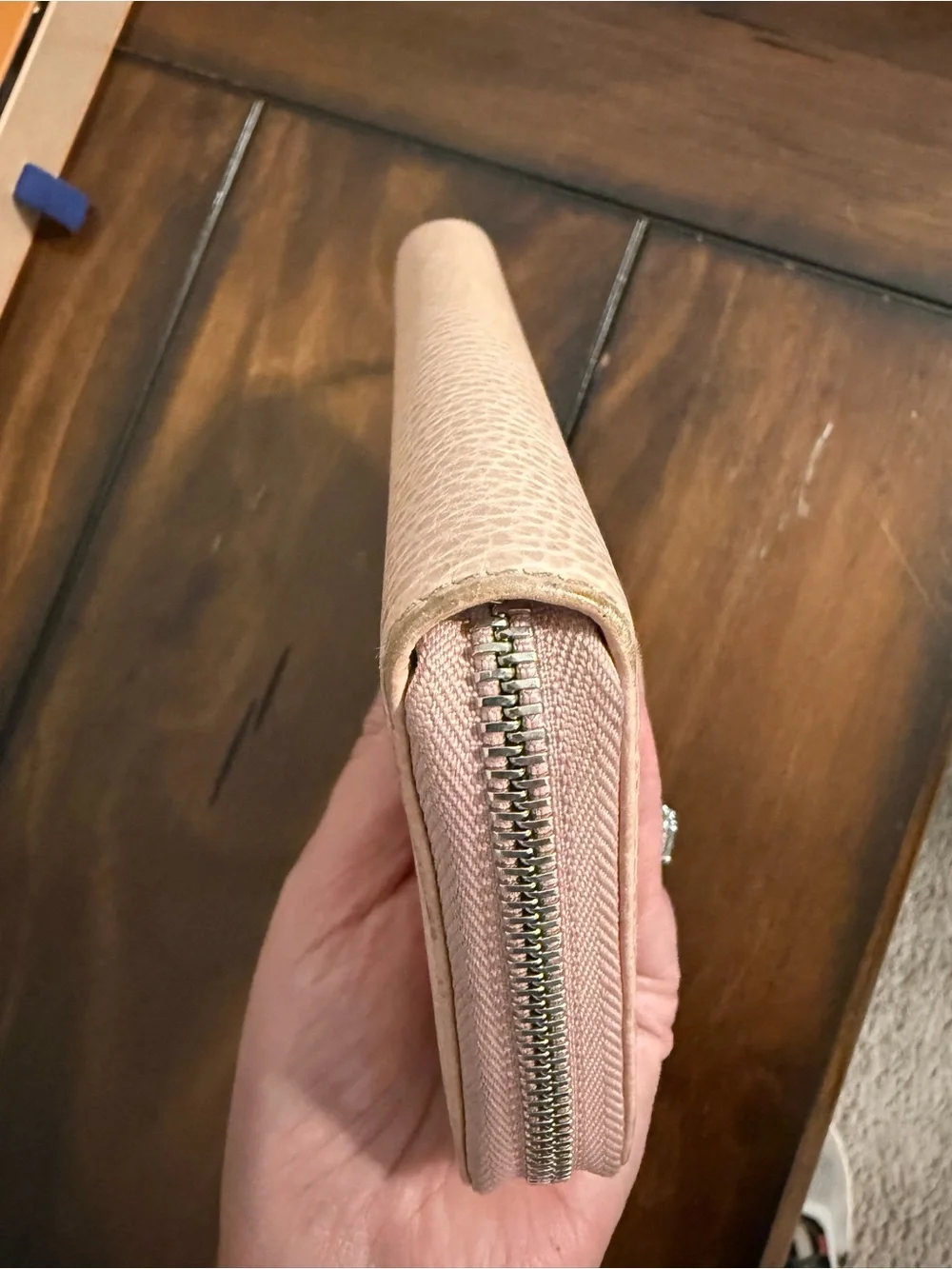 Gucci Blush Pink Pebbled Leather Zip-Around Wallet with GG Logo - Picture 7 of 11